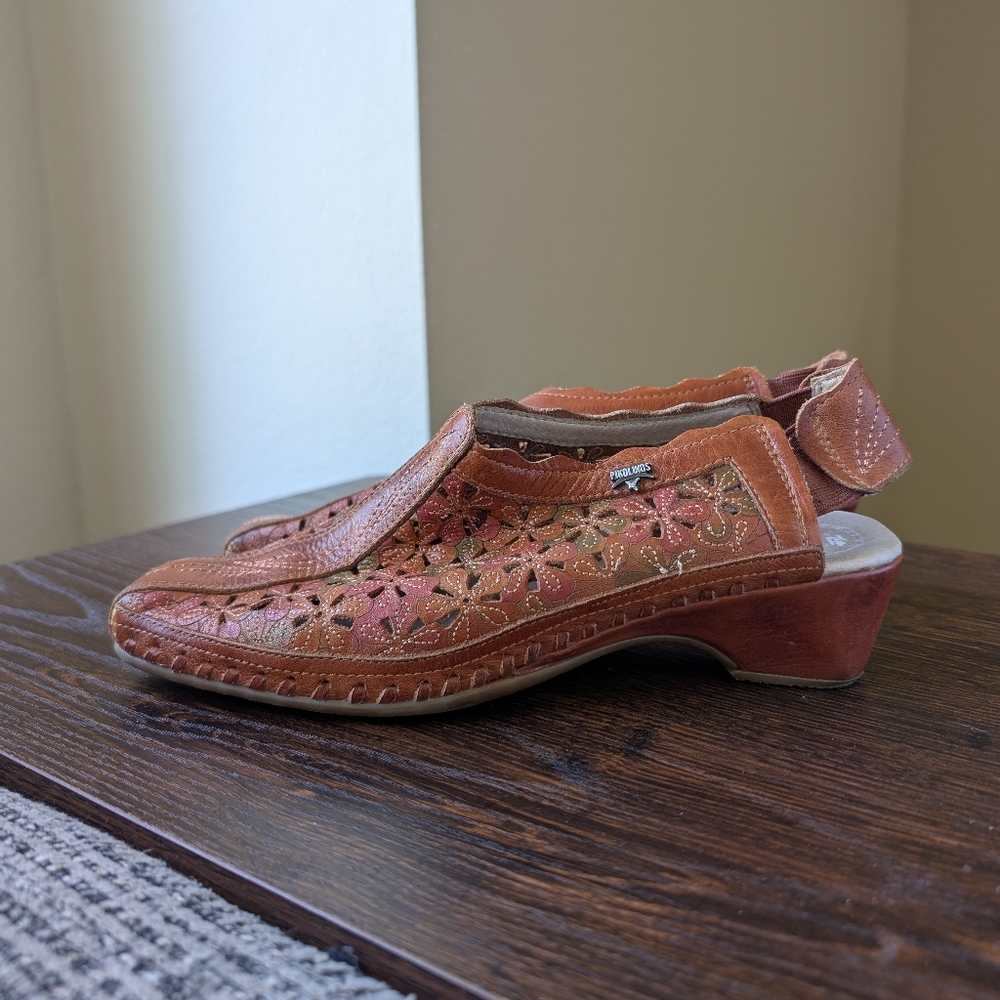 Pikolinos Brown Leather Floral Cut out Casual Kitten Heel Shoes